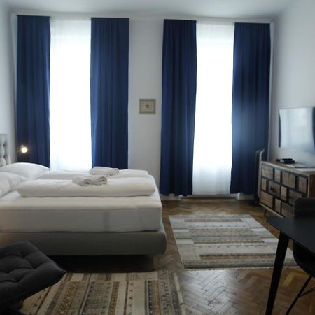 Casa Nostra - Schoene 3-Zimmerwohnung Am Augarten Vienna Luaran gambar